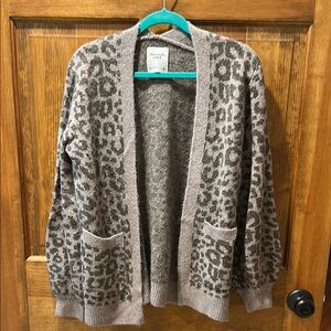 Abercrombie & Fitch Gray Animal Print Cardigan